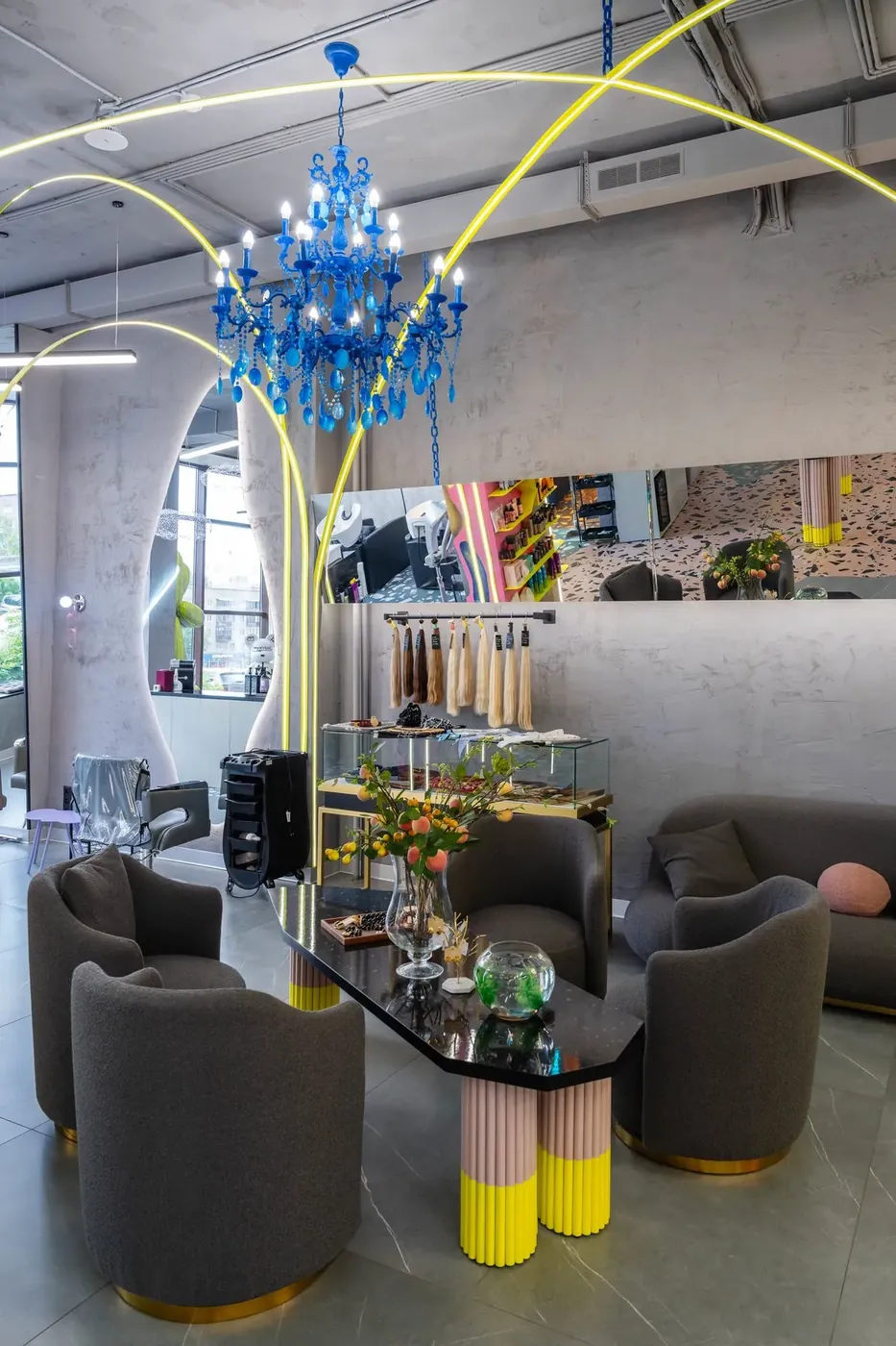 MK BEAUTY CLUB interior view 12