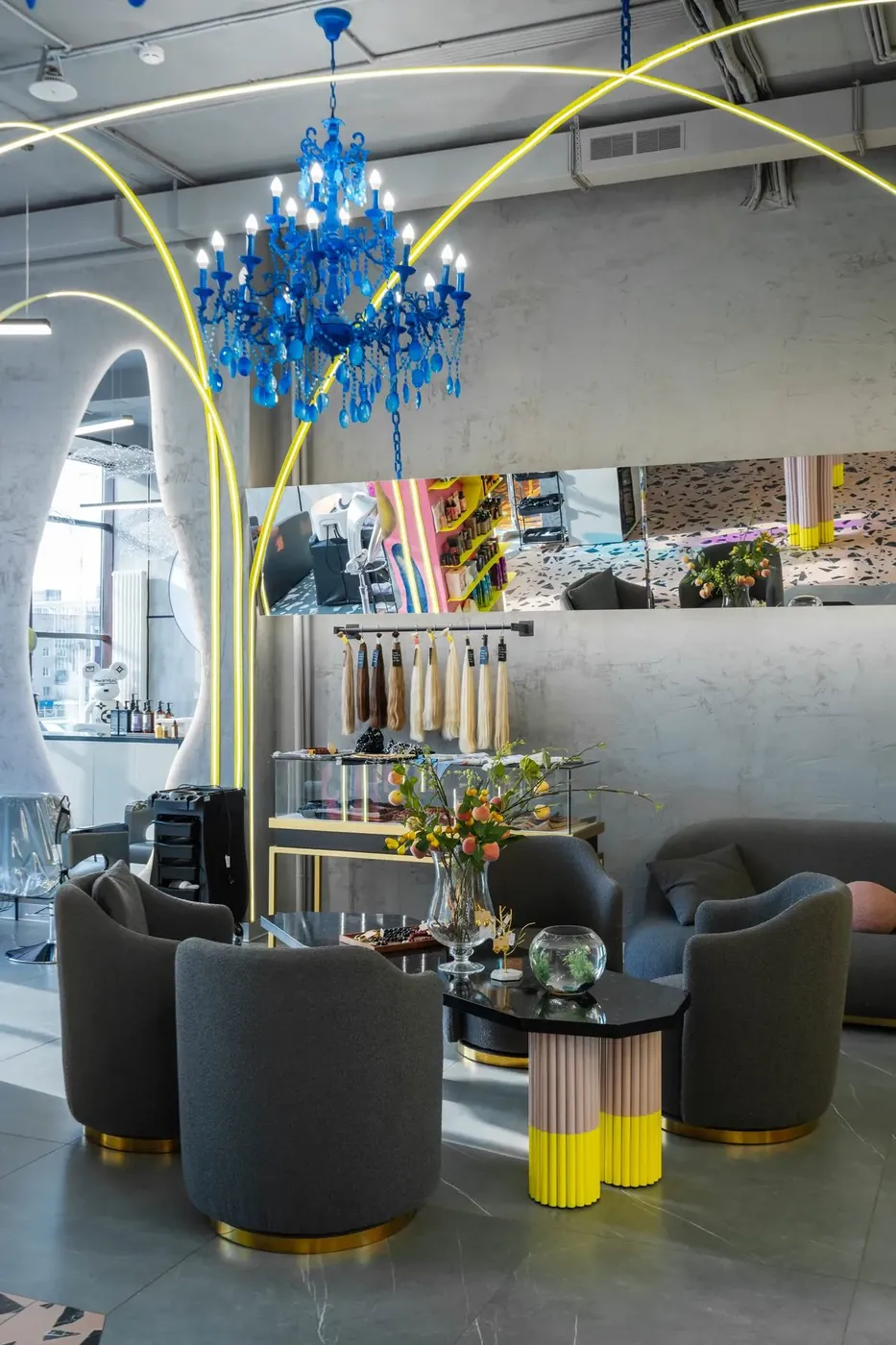MK BEAUTY CLUB interior view 17