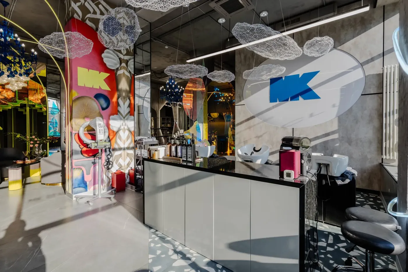 MK BEAUTY CLUB interior view 40